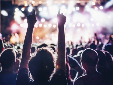 Het geld waard: Esmeralda (43) geeft minimaal 500 euro per maand uit aan festivals met haar man 