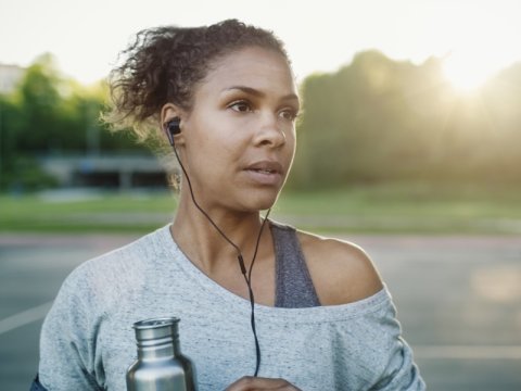 8 praktische tips die helpen sporten vol te houden