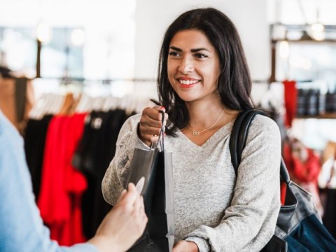 Minder geld uitgeven aan kleding? Zo doe je dat!